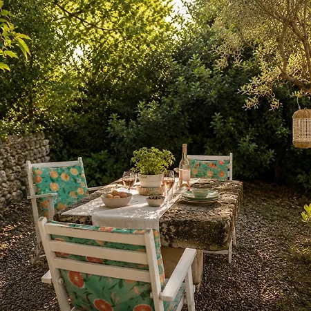 Frühstückspension Maison Auguste D'hotes Aux Portes Des Cevennes 3*